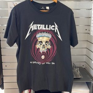 Men’s Metallica Shirt Size Medium